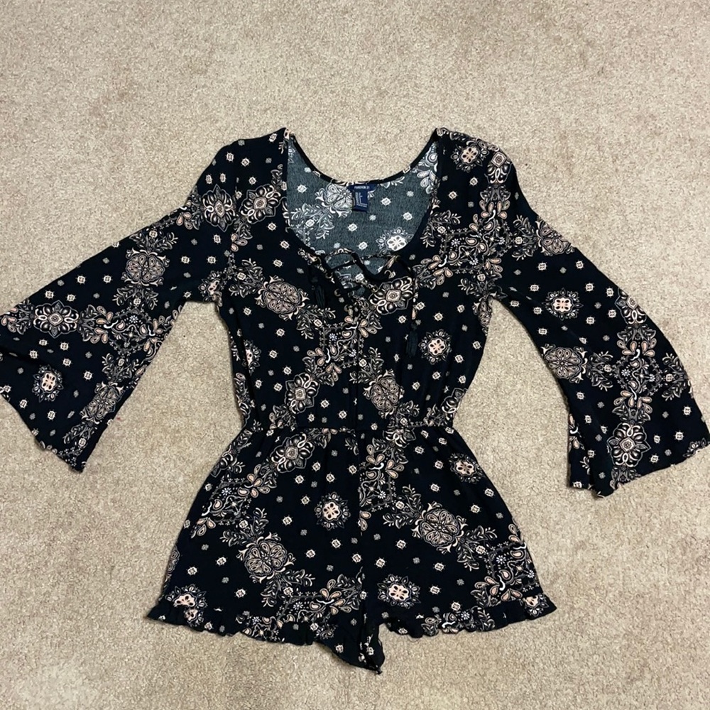 Romper, Forever 21, black and cream, size Small
